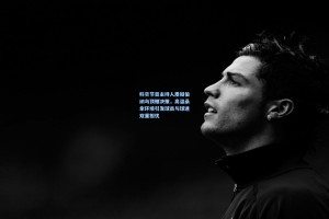 科贝节目主持人质疑伯纳乌顶棚决策，高温桑拿环境引发球员与球迷双重担忧