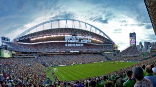 吉滕斯专访揭秘，训练场千锤百炼，助攻内托成英超经典瞬间