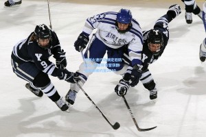 热刺火速行动锁定后防核心 范德芬有望获翻倍周薪续约至2030