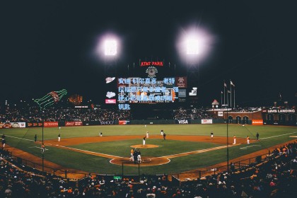 安迪-科尔直言，老特拉福德只属于强者，强硬心态是曼联成功唯一钥匙